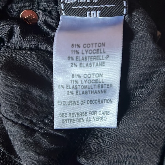 Seven for All Mankind - Picture 3 of 7